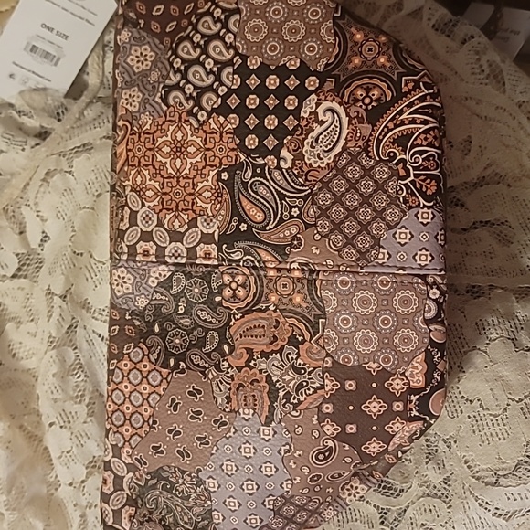 Adorable boho looking cross body bag - Picture 6 of 6